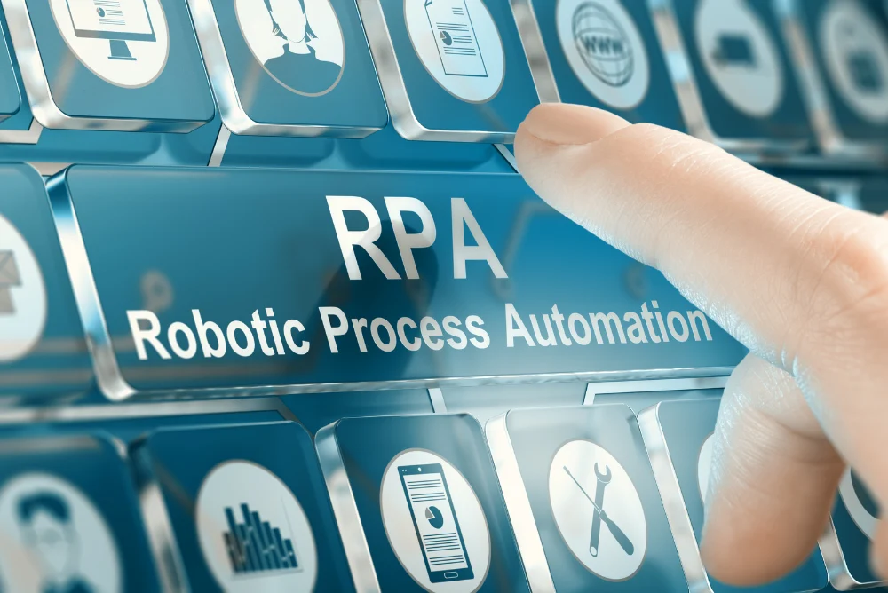RPAで業務効率化を実現するには？導入メリット・活用事例・ツール選びと注意点を解説