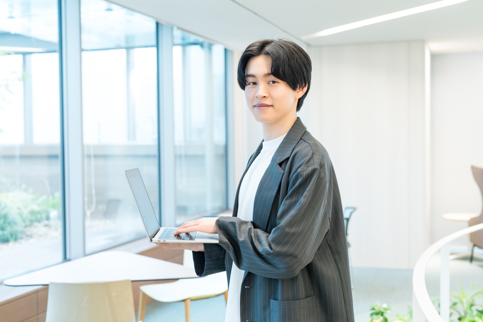 業務フローとは？わかりやすい書き方と記号のルール・作成手順・作るメリットを解説